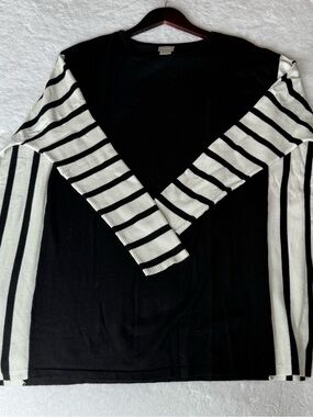 Chico's Black Ribbed Knit Crewneck